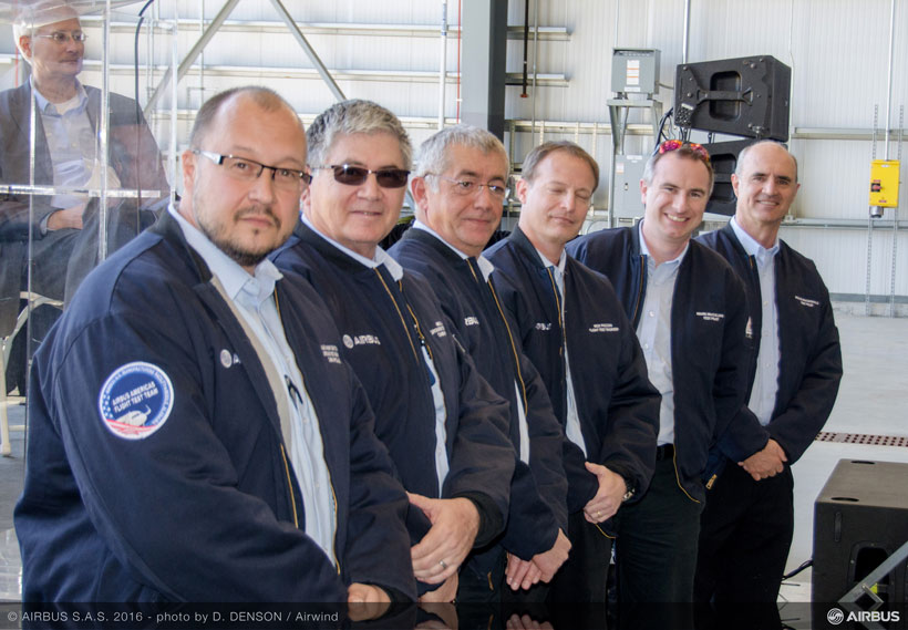  The flight crew for the initial test flight pose in Mobile. (Image: Airwind via Airbus)