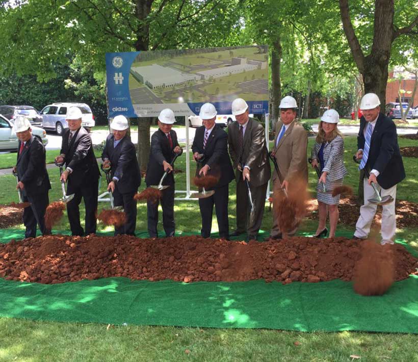 Gov. Robert Bentley and local officials participated in a groundbreaking ceremony symbolizing the launch of GE Aviation’s $200 million project Huntsville. (Image: Governor’s Office, Daniel Sparkman)