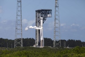 NASA conducts tests on an Atlas V rocket at Cape Canaveral as part of the OSIRIS-REx mission to the Bennu asteroid. (Image: NASA/Kim Shiflett)